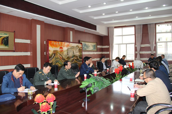 隴南軍分區政委時鎮一行到隴運集團公司調研“雙擁”工作