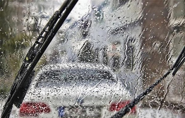 科目二、科目三遇到下雨天應該怎樣做？考試順利會通過